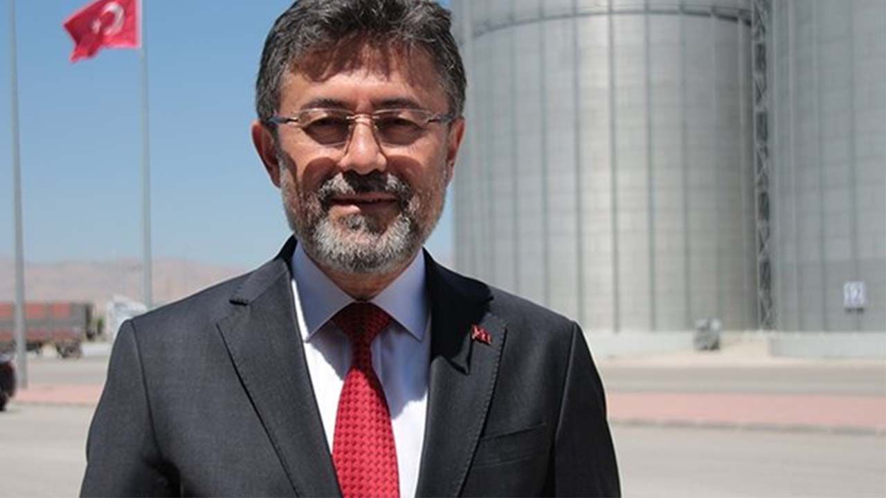 Tarım Bakanı Yumaklı'dan çiftçiye 96.1 milyon lira tarımsal destek ödemesi açıklaması!