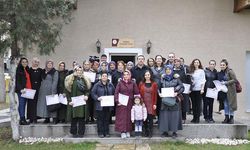 Domates nasıl yetiştirilir? Kadın çiftçilere sertifikaları verildi