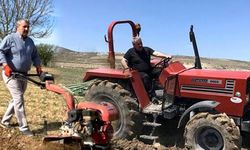 BBP Genel Başkanı Destici: Tarla sürüp çapa yaptı