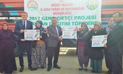 Niğde’de genç çiftçinin yüzü güldü