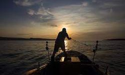 Küçük Ölçekli Balıkçılığın Desteklenmesi  için icmalleri askıya çıkartıldı