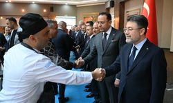 Bakan Yumaklı'dan Duygusal Kurban Bayramı Mesajı: "Gönül Köprülerimizi Yeniden İnşa Etme Günüdür"