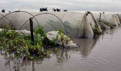 Mersin’de selde zarar gören çiftçinin borcu ertelendi!