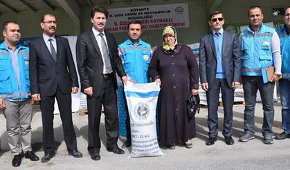Tarım İl Müdürlüğü: Üreticiye tohum dağıttı