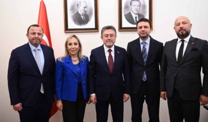 Tohumculukta "Antalya" ve "Fiyat" mesaisi: Bakan Yumaklı ile kritik zirve