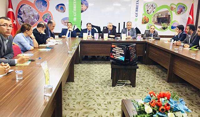 Bilinçli gübre kullanımı için eğitim toplantısı yapıldı