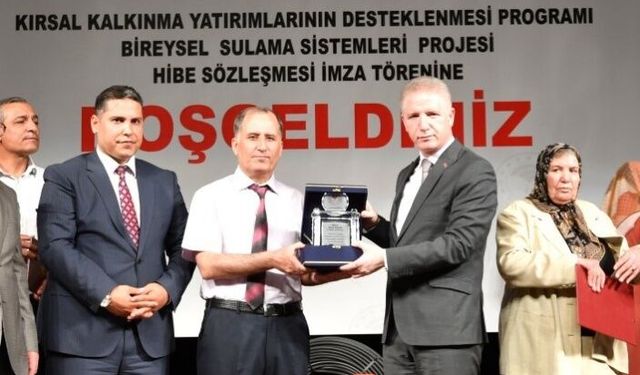 Çiftçinin elle tutulur projelerine destek verildi
