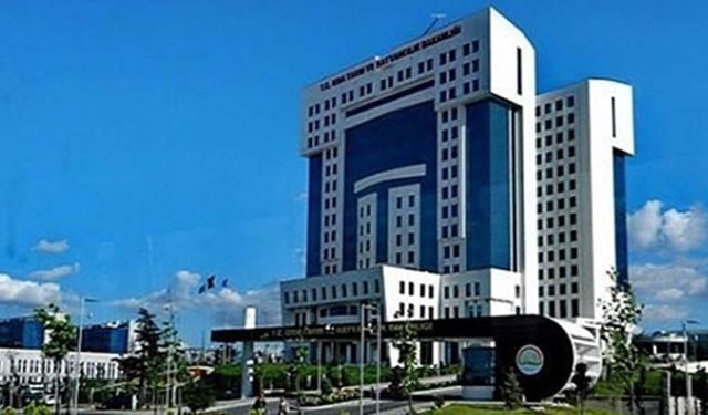 Tarım Bakanlığında tartışmalı iki isim sessiz sedasız görevden alındı!