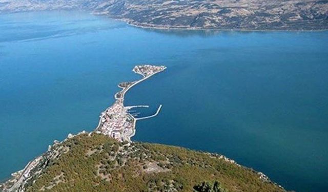 Eğirdir Gölü'nün sonu Aral Gölü gibi mi olacak?