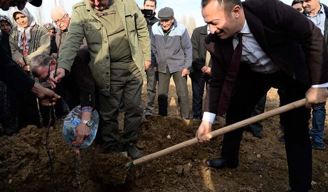 Bilecik’te sertifikalı fidanlar toprakla buluştu