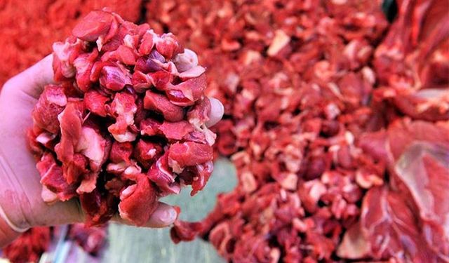 Et ve Süt Kurumu’ndan ucuz et açıklaması: Fiyat artışlarının önüne geçtik!