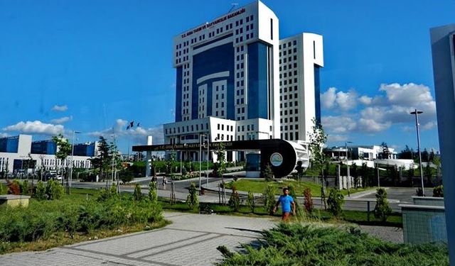 Tarım Bakanlığında ne kadar taşeron işçi çalışıyor? Bakanlık çalışanlarıyla ilgili önemli açıklama