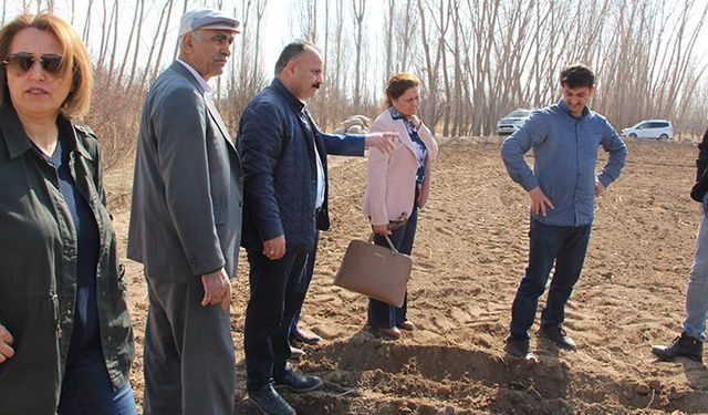 Çiftçiye patates tohumu ve makine ekipman desteği