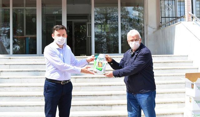 Üreticilere kavun tohumu dağıtıldı