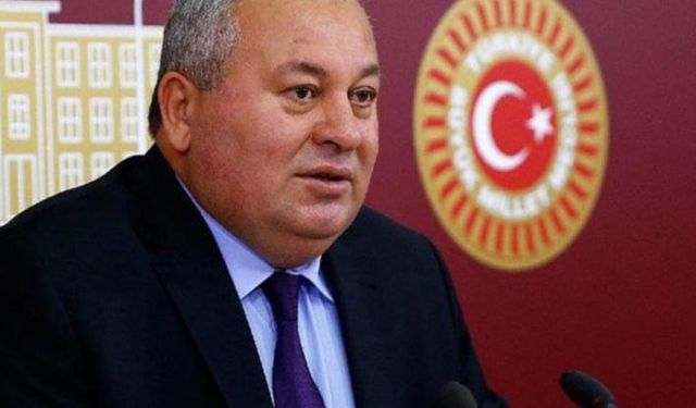 Enginyurt Pakdemirli'ye seslendi: Bahçeden gelen haberleri duydun mu?