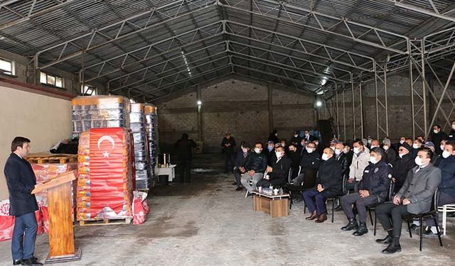 Çiftçiye yüzde 50 hibeli yağlık ayçiçeği tohumu dağıtıldı