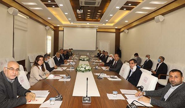 Diyarbakır ve Şanlıurfa için pamuk tarımı masaya yatırıldı