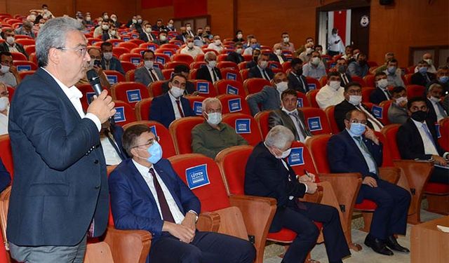 Borsa Başkanından Tarım Bakan Yardımcısına çiğ sütte fiyat tepkisi: Bıçak kemiğe değil iliğe dayandı!