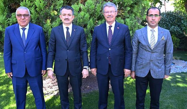 Bakan Pakdemirli Pancar Şekeri Üreticileri Derneği ile görüştü