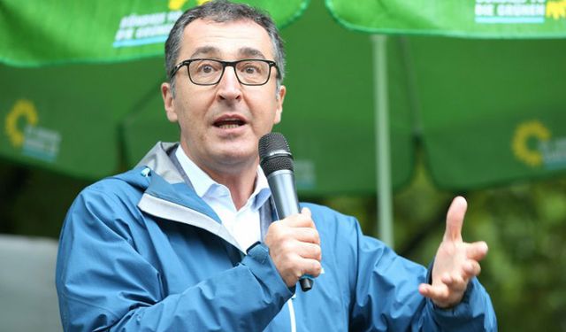 Almanya tarımı Türk bakana emanet!