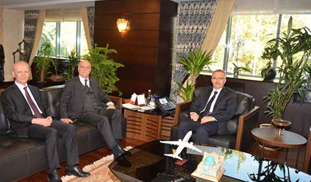 Bayraktar: Ağbal’ı ziyaret etti