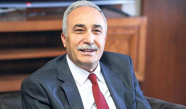 Her yıl en az 300 koyun!