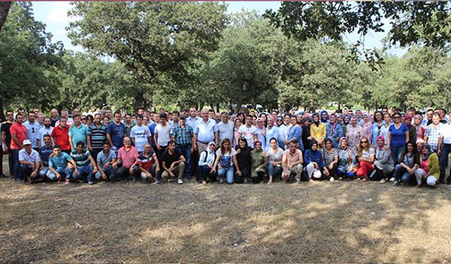 Teksüt çalışanları piknikte bir araya geldi