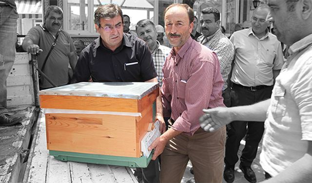 4 yüz yetiştiriciye 6 bin arılı kovan