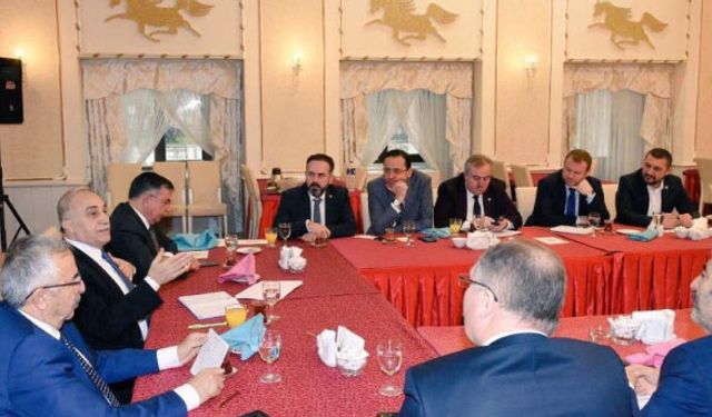 Milletvekilleri Fakıbaba ile görüştü