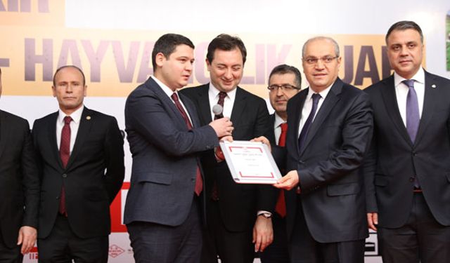 Bir tescil belgesi de Karacadağ Pirinci’ne