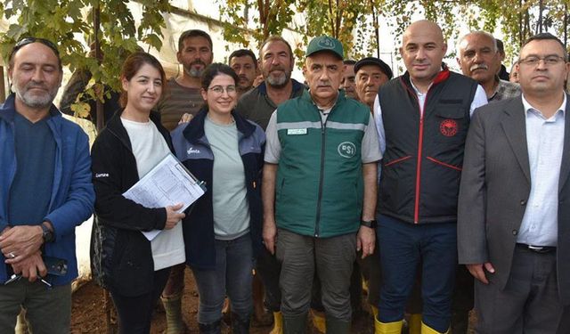 Tarım ve Orman Bakanı Vahit Kirişci Antalya'da sel felaketinden mağdur olan çiftçilerle bir araya geldi! 