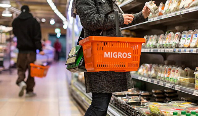 Migros Market'ten sürpriz teklif: 5 L ayçiçek yağı 199 TL, yumurta 52 TL