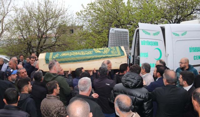 Trafik kazasında vefat eden ESK Genel Müdürü Mustafa Kayhan son yolculuğuna uğurlandı