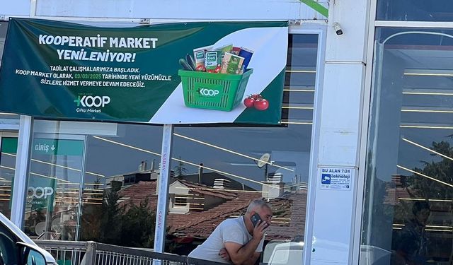 Market çalışanlarını kapı önüne koyan Tarım Kredi Marketlerde tabela oyunu!