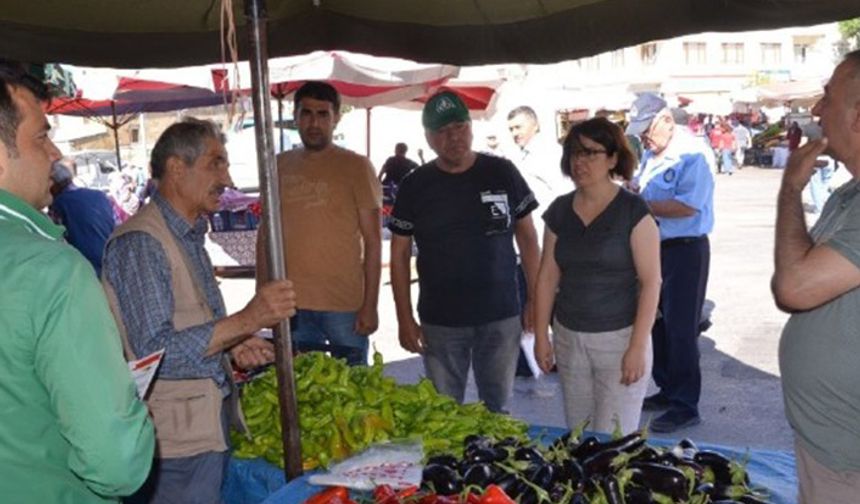 Tüketicilere Akdeniz Meyve Sineği anlatıldı