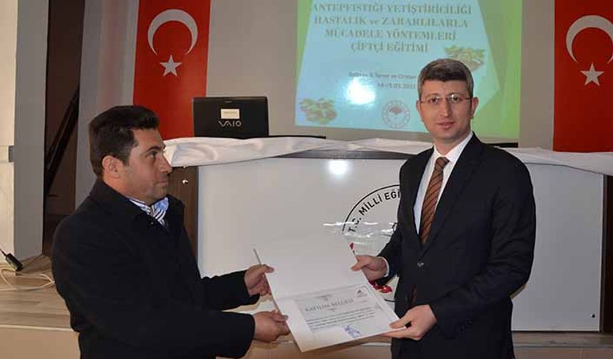 Batman'da antepfıstığı yetiştiriciliği eğitimi verildi