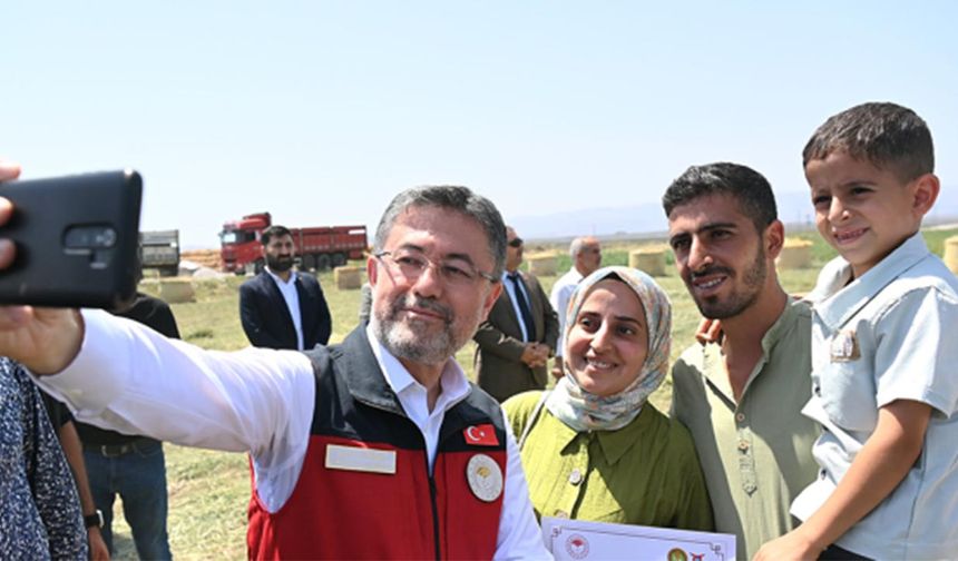 Kırsalda Bereket Projesi başladı: Hayvan başına yıllık 18 bin TL destek, ilk teslimat Iğdır’da yapıldı