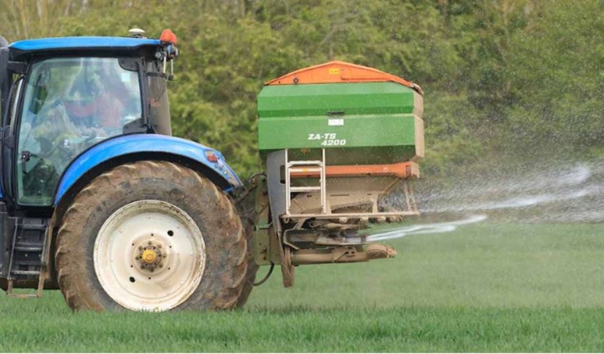 Çiftçi savaşa rağmen pes etmedi: Gübre satışları geçen yılı geçti!