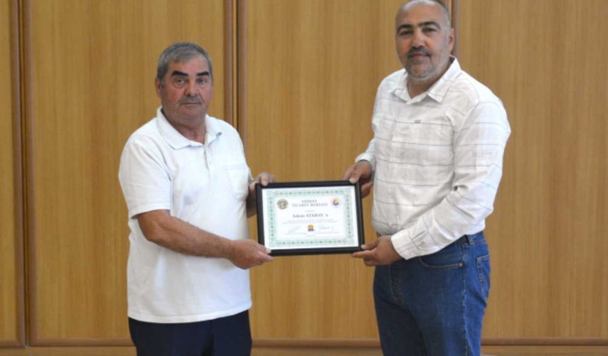 Hasat sezonu açıldı: Edirne’de ilk mahsul arpa borsada satışa sunuldu!