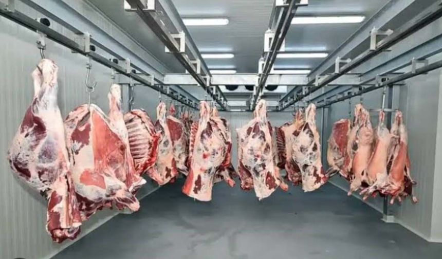 Kırmızı et piyasasında "fiyatlama krizi": Besici kesim fiyatlarındaki düşüşe isyan ediyor!